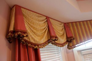 What to Know about Window Valances